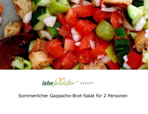 Sommerlicher Gazpacho-Brot-Salat